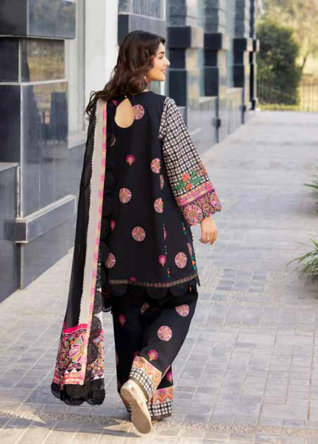 Shab-e-Gul 3-Piece